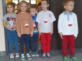 śpiewanie hymnu2.jpg